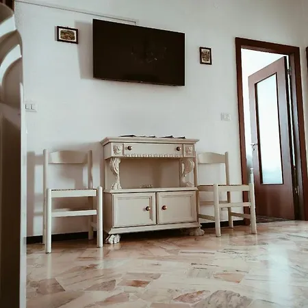 Oda ve Kahvaltı Petit Dejeuner *