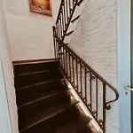 Petit Dejeuner Chiavari