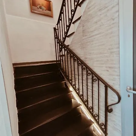 Petit Déjeuner Chiavari
