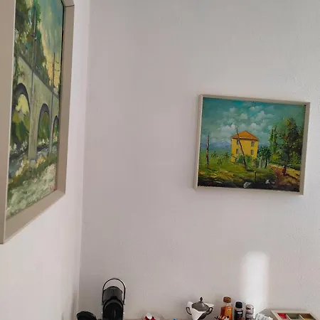 Petit Déjeuner Bed & Breakfast