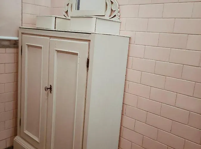 B&B Petit Dejeuner 키아바리