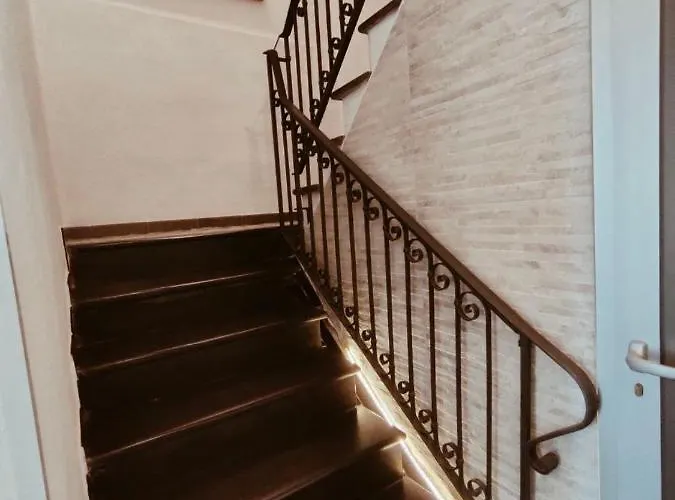 Petit Dejeuner Chiavari